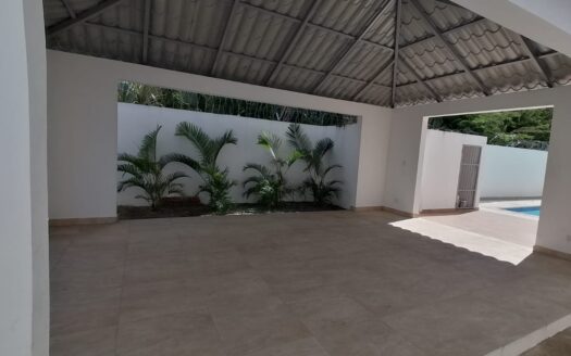 Venta de apto económico con piscina en Santiago