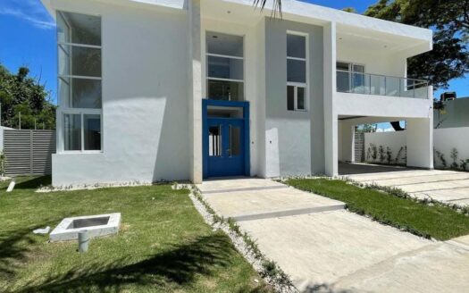 Se vende casa en proyecto cerrado Santiago Rep Dom