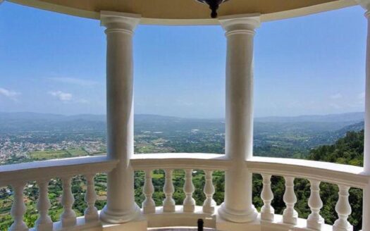 Lujosa Villa en venta en Jarabacoa Rep Dom