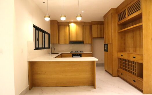 Moderna y amplia casa en venta en Gurabo Santiago de los Caballeros RD