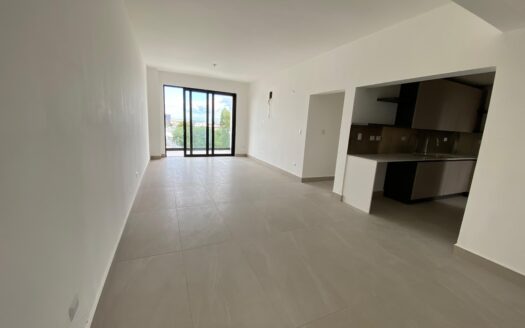 Amplio apartamento en La Esmeralda, Santiago RD