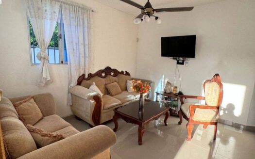 Venta de casa económica en Santiago de los Caballeros– La Barranquita