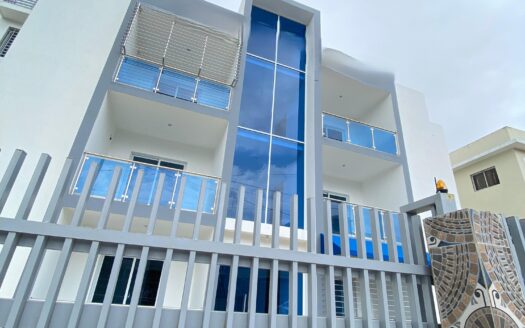 Apartamento nuevo en venta, Los Álamos
