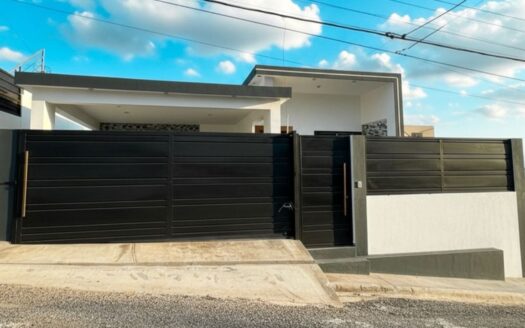Casa económica en venta, Don Jaime, Santiago