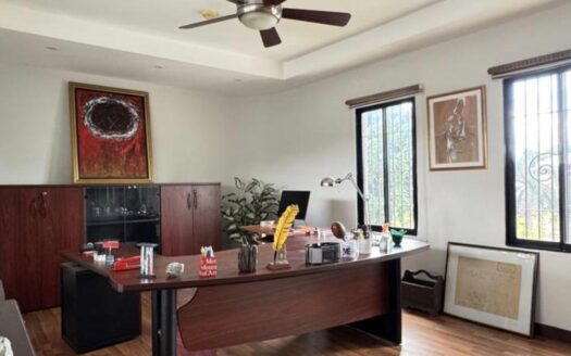 CASA DE VENTA EN LOS RIOS SANTO DOMINGO