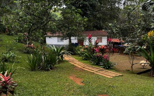 VILLA DE VENTA EN RANCHO LA CUMBRE
