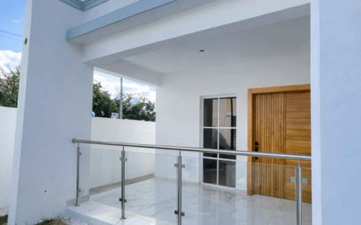 Venta de casa económica con patio La Barranquita