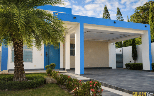 Venta Casa con patio en Santiago – Gurabo
