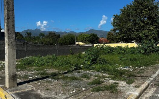 Venta de solar amplio en proyecto cerrado, Bonao