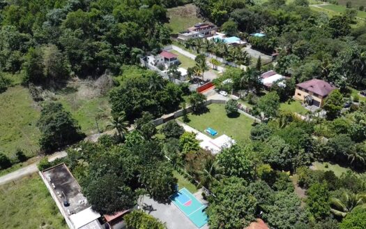 SOLAR DE VENTA EN BONAO