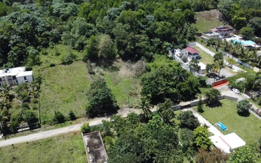 SOLAR DE VENTA EN BONAO