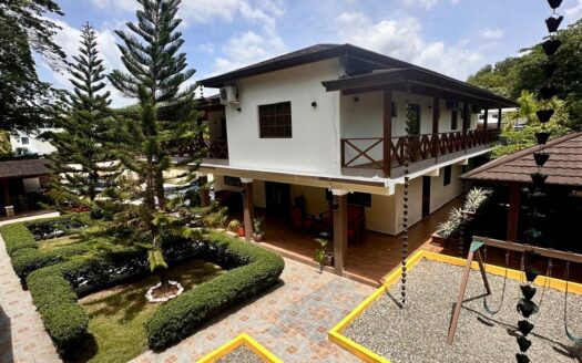 HERMOSA VILLA EN VENTA EN BONAO