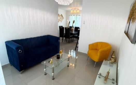 Apartamento amueblado en venta-Llanos de Gurabo