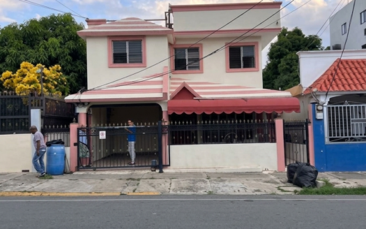 Venta de edificio-3 niveles-Las Colinas, Santiago