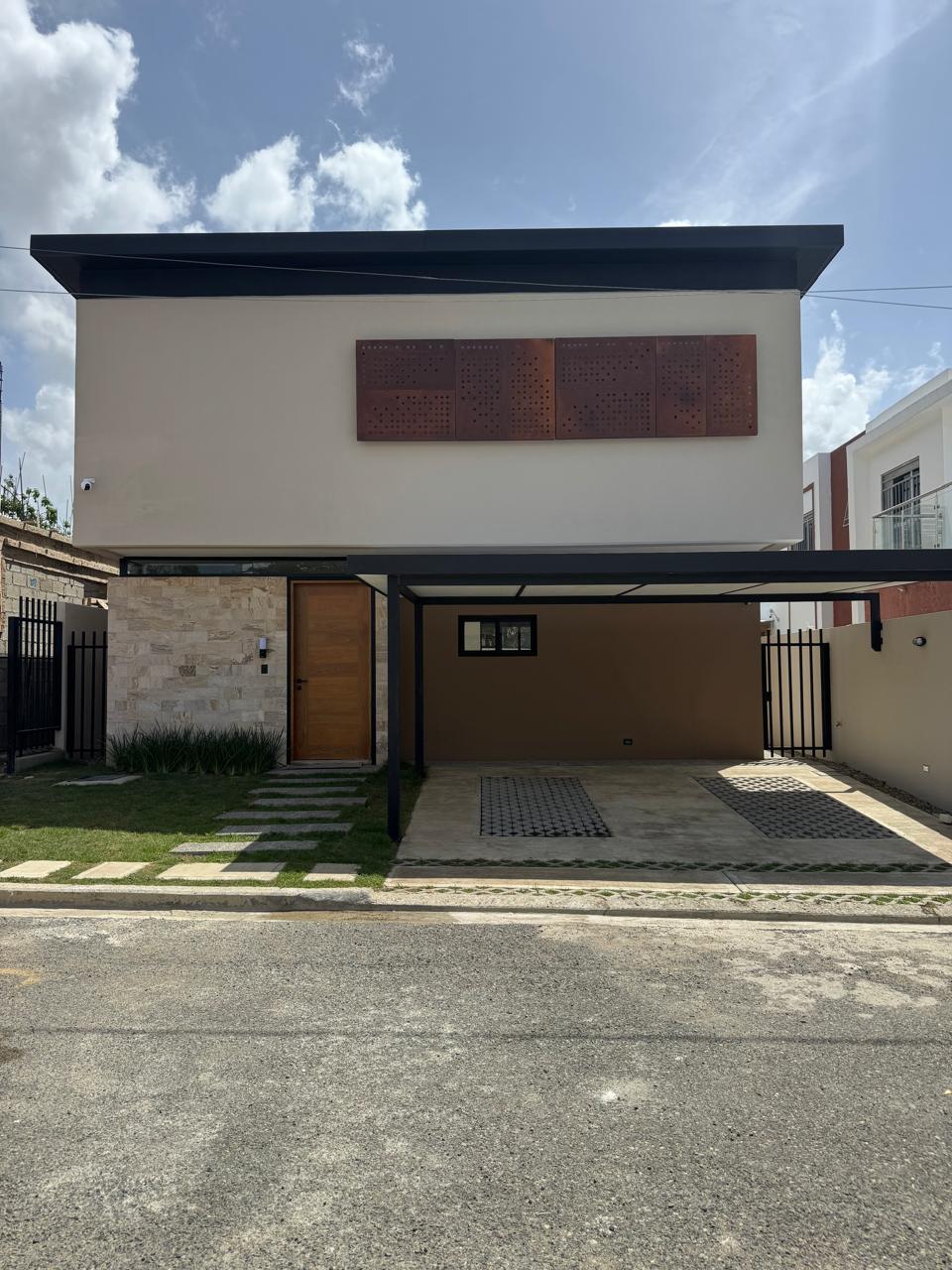 Casa en venta en Santo Domingo, Distrito Nacional