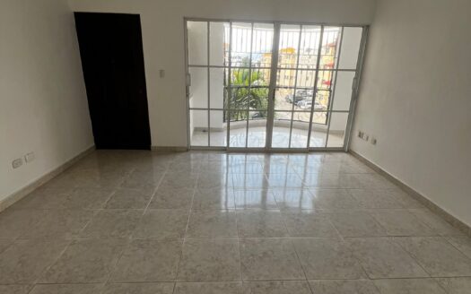 Apartamento amplio en renta, Los Rieles-Gurabo