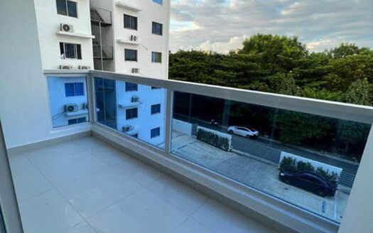 Apartamento en alquiler en Av. Hispanoamericana-Jardines del Sur